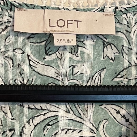 #45 LOFT • SAGE GREEN LACE DETAILED BLOUSE - Picture 8 of 9